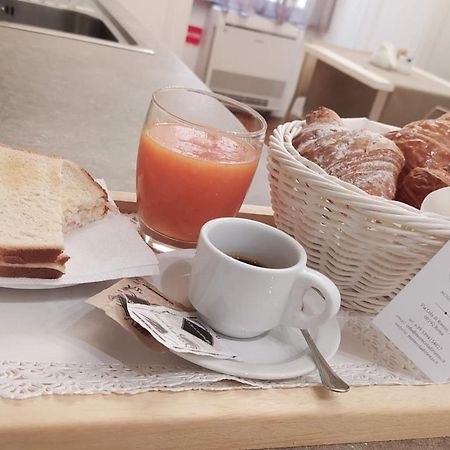 More Cola Di Rienzo B&B Рим Екстер'єр фото